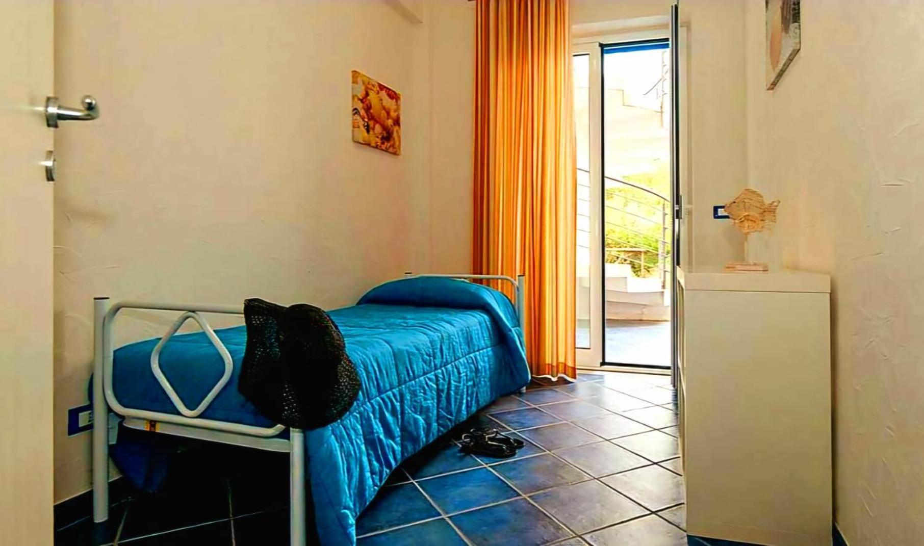 Magico Appartamenti Scafa - Marina Capo dʼOrlando Eksteriør bilde