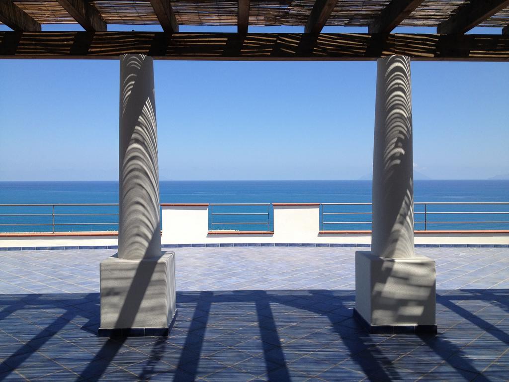 Magico Appartamenti Scafa - Marina Capo dʼOrlando Eksteriør bilde